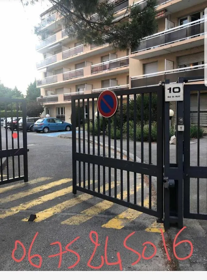 A 2 Pas Du Palais Free Parking Apartment Avignon