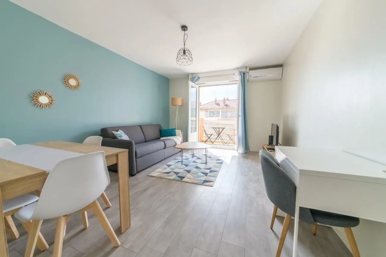 A 2 Pas Du Palais Free Parking Apartment Avignon